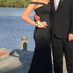 SHERRI HILL PROM DRESS